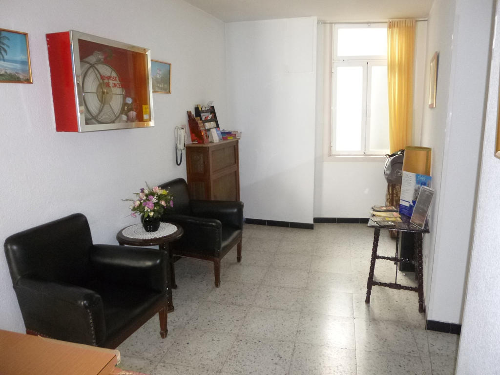 Hostal Americano Madrid Dış mekan fotoğraf