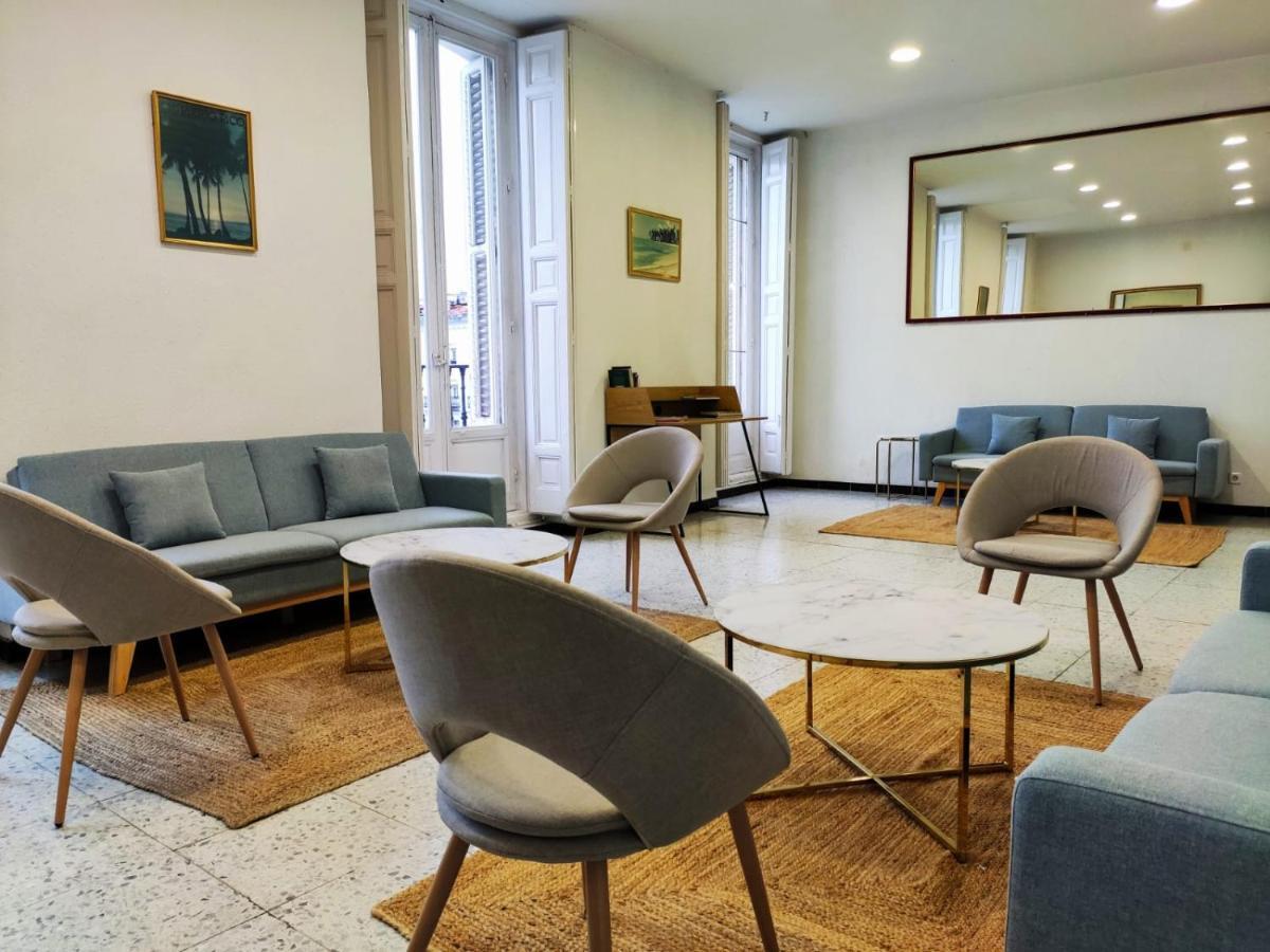Hostal Americano Madrid Dış mekan fotoğraf