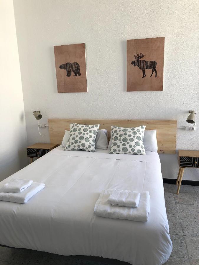 Hostal Americano Madrid Dış mekan fotoğraf