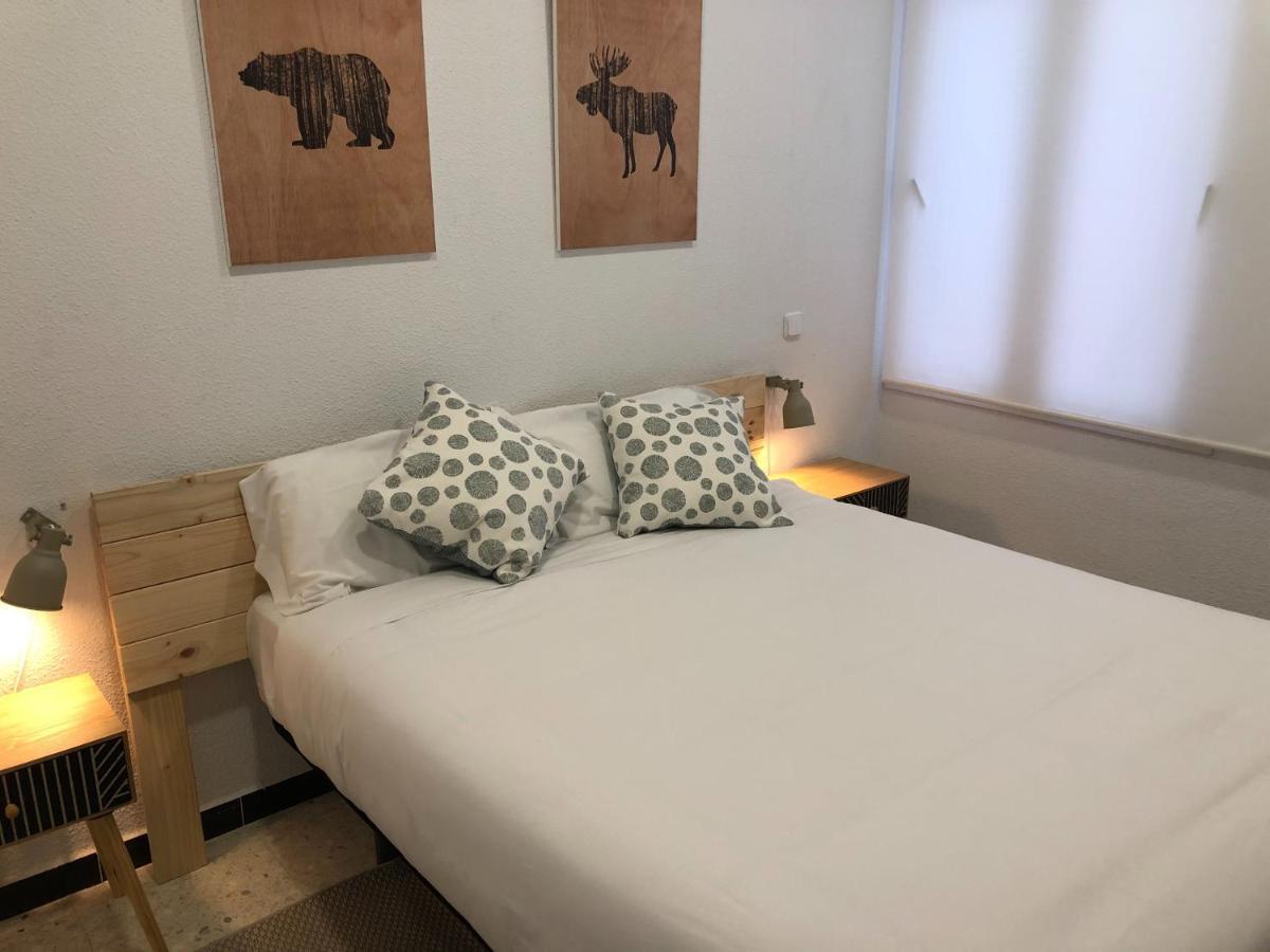 Hostal Americano Madrid Dış mekan fotoğraf